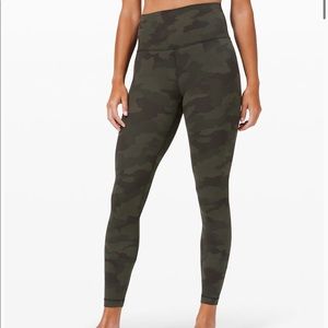 Green cami align 28” lululemon leggings size 8